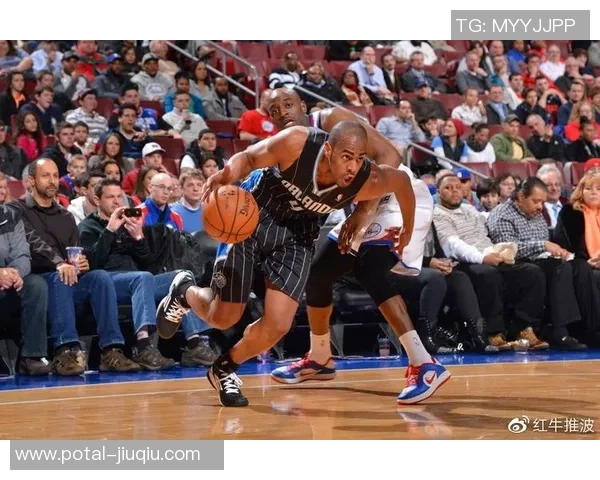 丹佛掘金与夏洛特黄蜂的精彩对决揭示了NBA新赛季的激烈竞争与球队实力的较量